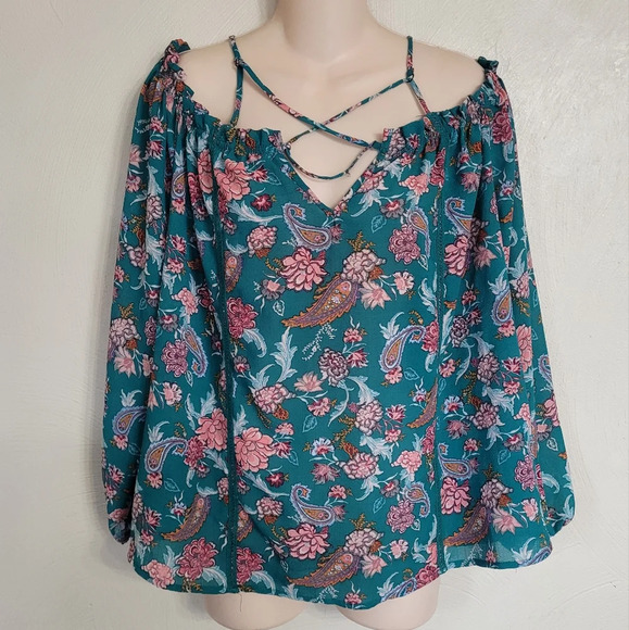 Xhilaration Green Floral Off The Shoulder Boho Blouse Top Size Women's Medium - Picture 1 of 9